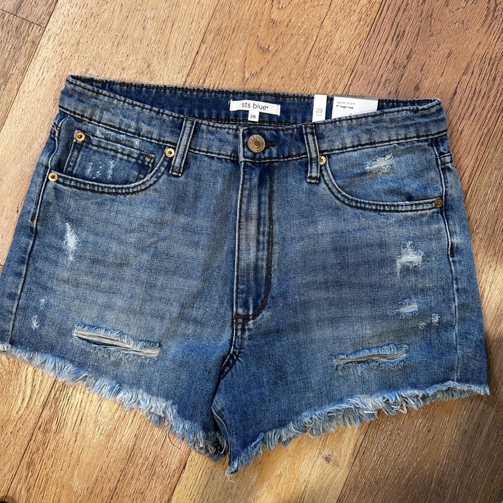 NWT sts blue shorts